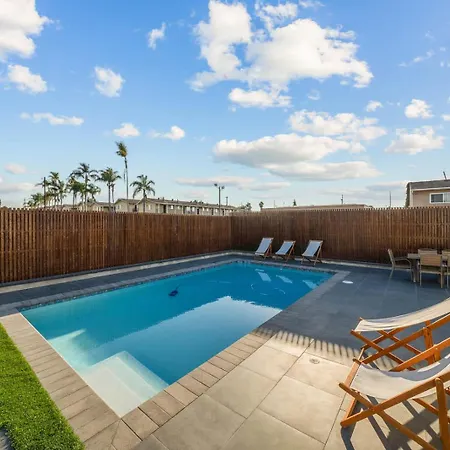 Appartamento Family Pool House With Games